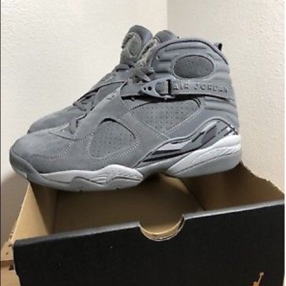 Wolf grey 8s . - Picture 3 of 4